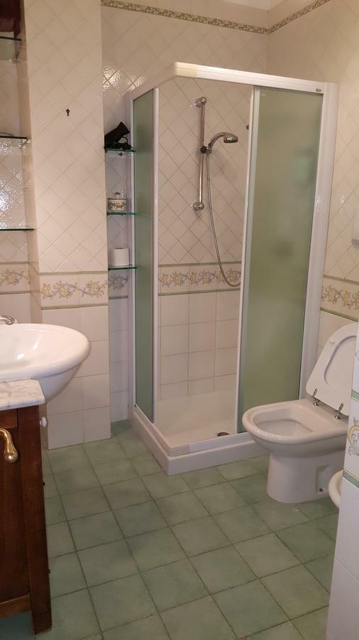 נאפולי B&B Aminei Metro מראה חיצוני תמונה